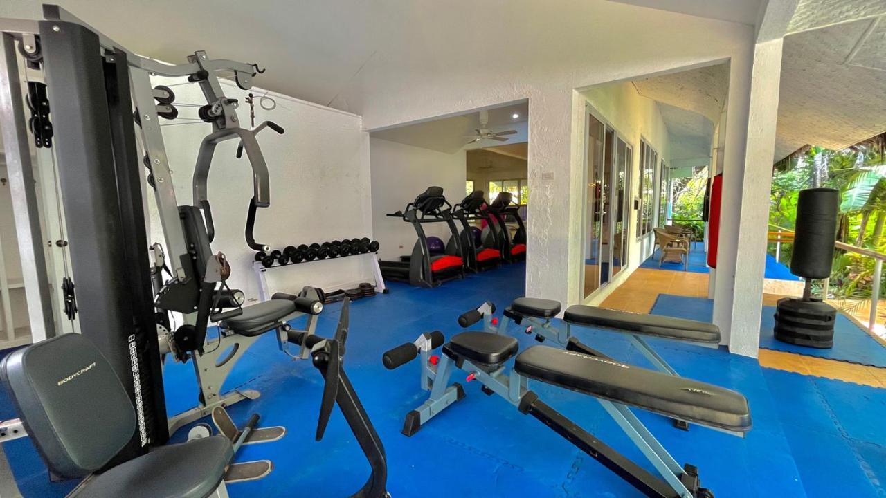 Coco Grove Beach Resort, Siquijor Island Екстер'єр фото The gym at the hotel