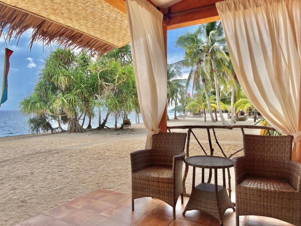 Coco Grove Beach Resort, Siquijor Island Екстер'єр фото Beachfront at the Shangri-La Resort